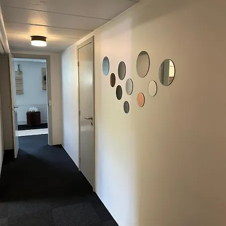 120 Kvm Med Have I Kaelderniveau * Tollose